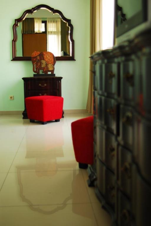 Palagan Joglo Boutique Guest House Bandung Bagian luar foto